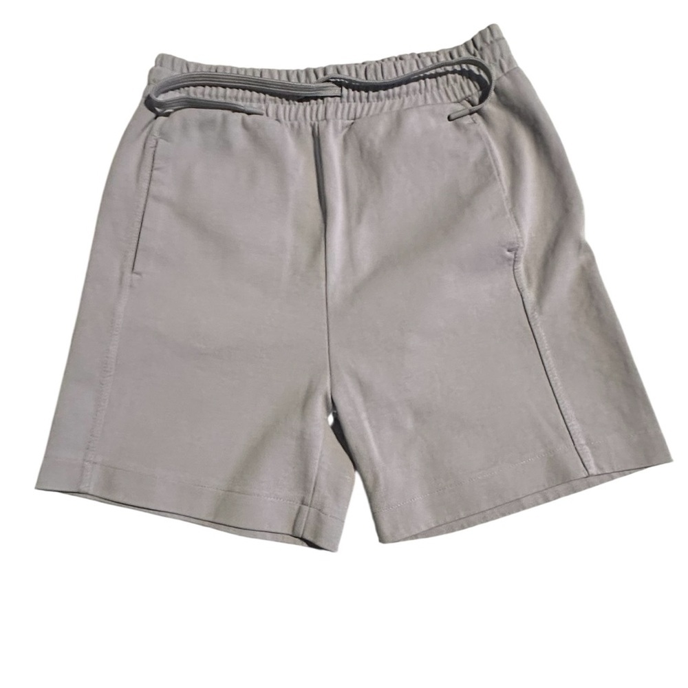 Zara Light Gray men’s shorts.